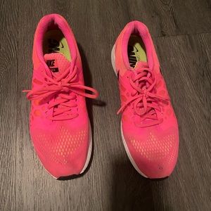 Nike Pegasus 31 Running Sneakers